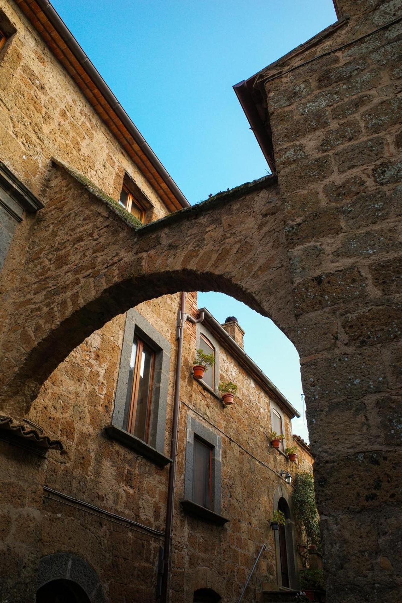 Case Di Civita Bagnoregio Exterior foto